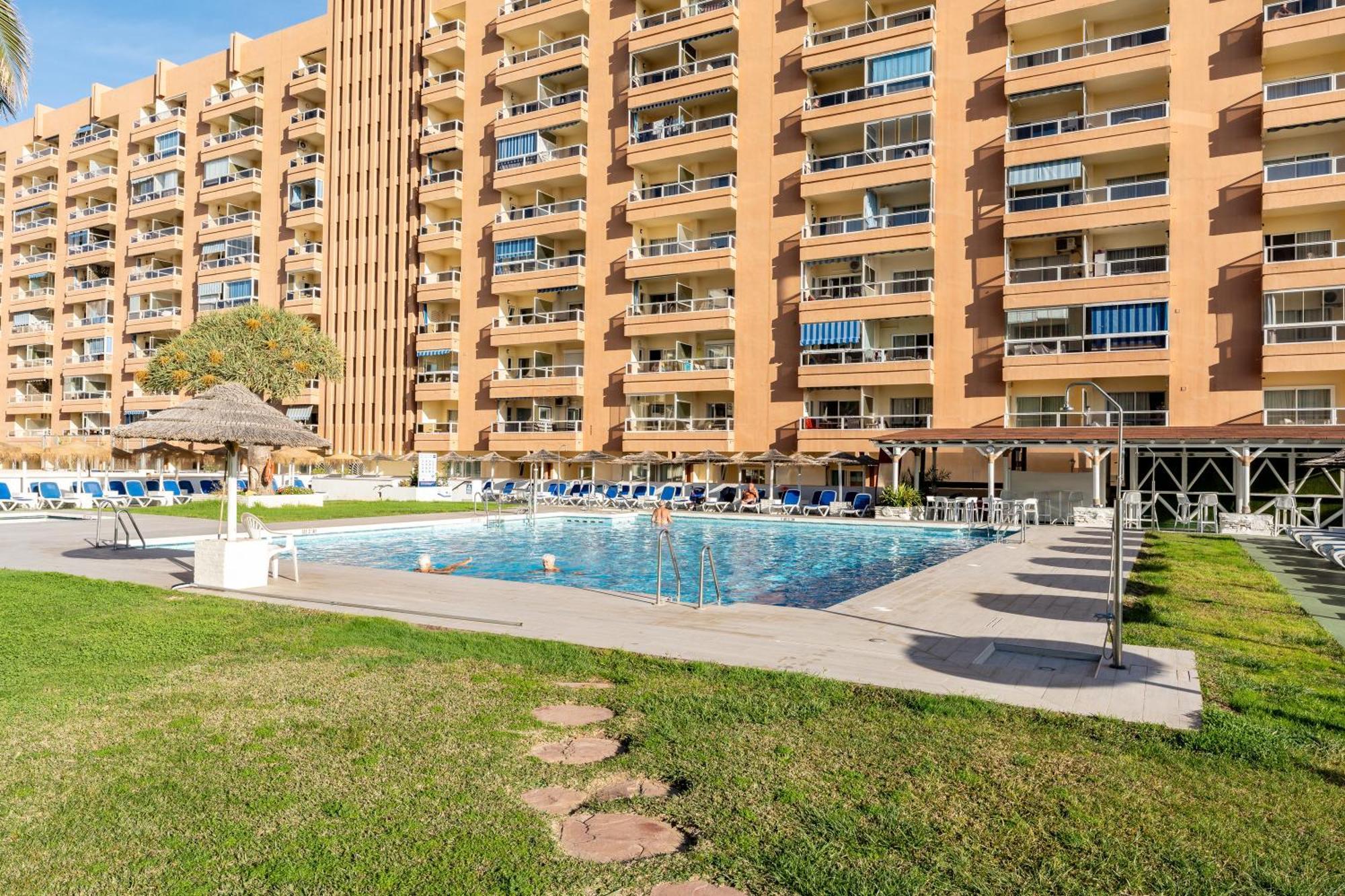 Pyr Studio Apt Partial Seaview Fuengirola Buitenkant foto